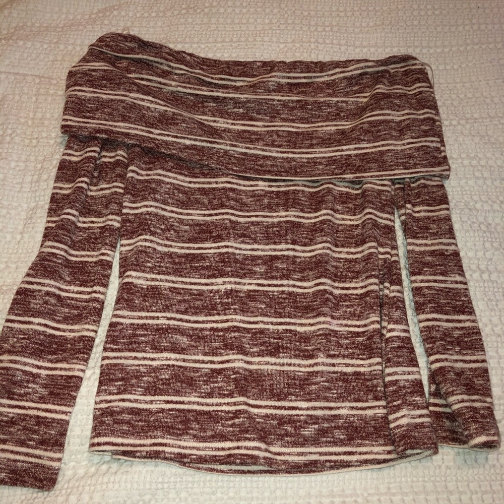Soft never worn long sleeve off the shoulder top